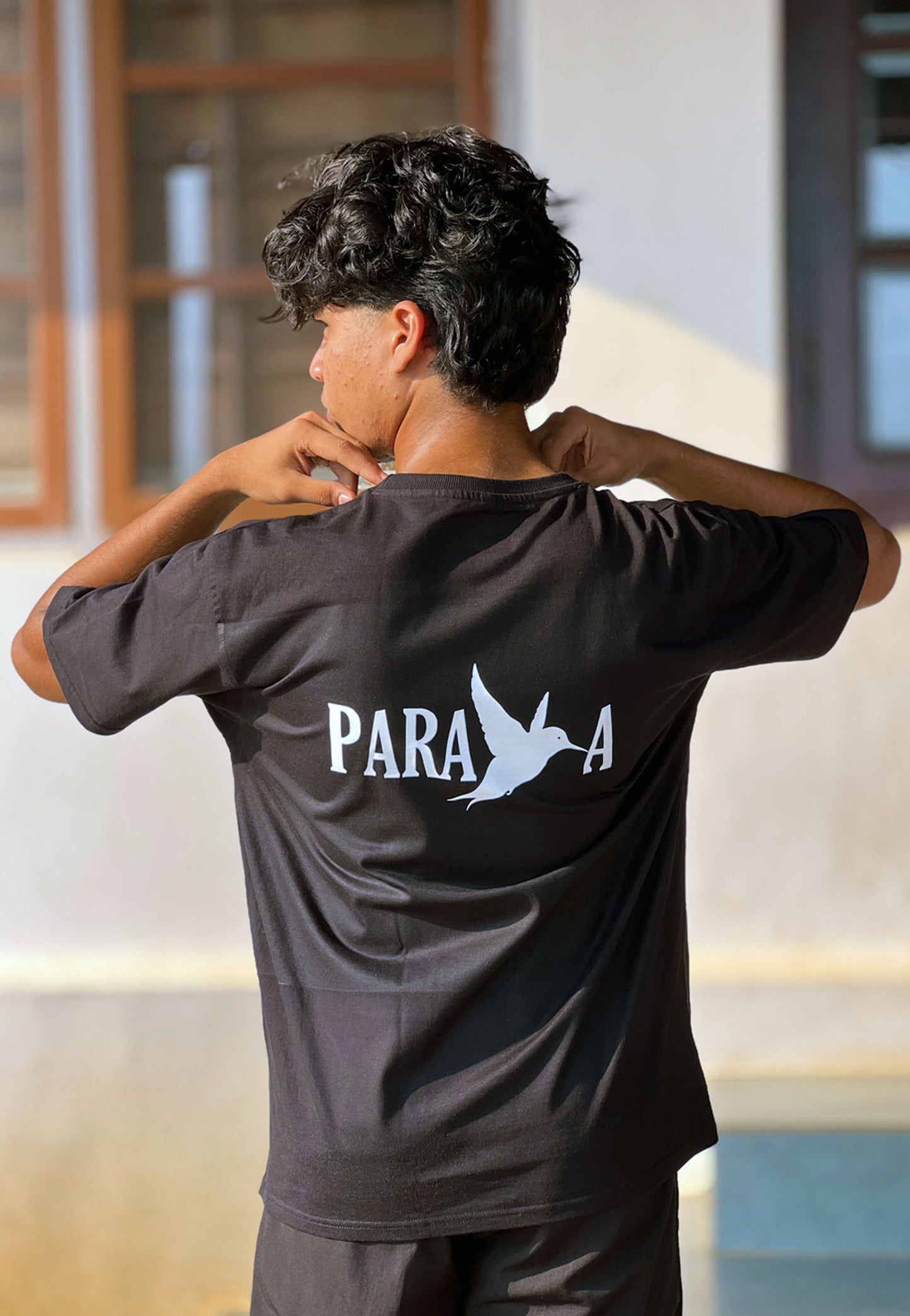 Parava - Oversized Black T-Shirt